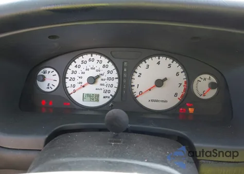 2004 Nissan Pathfinder Se z USA, uszkodzony, nr VIN JN8DR09X94W800830